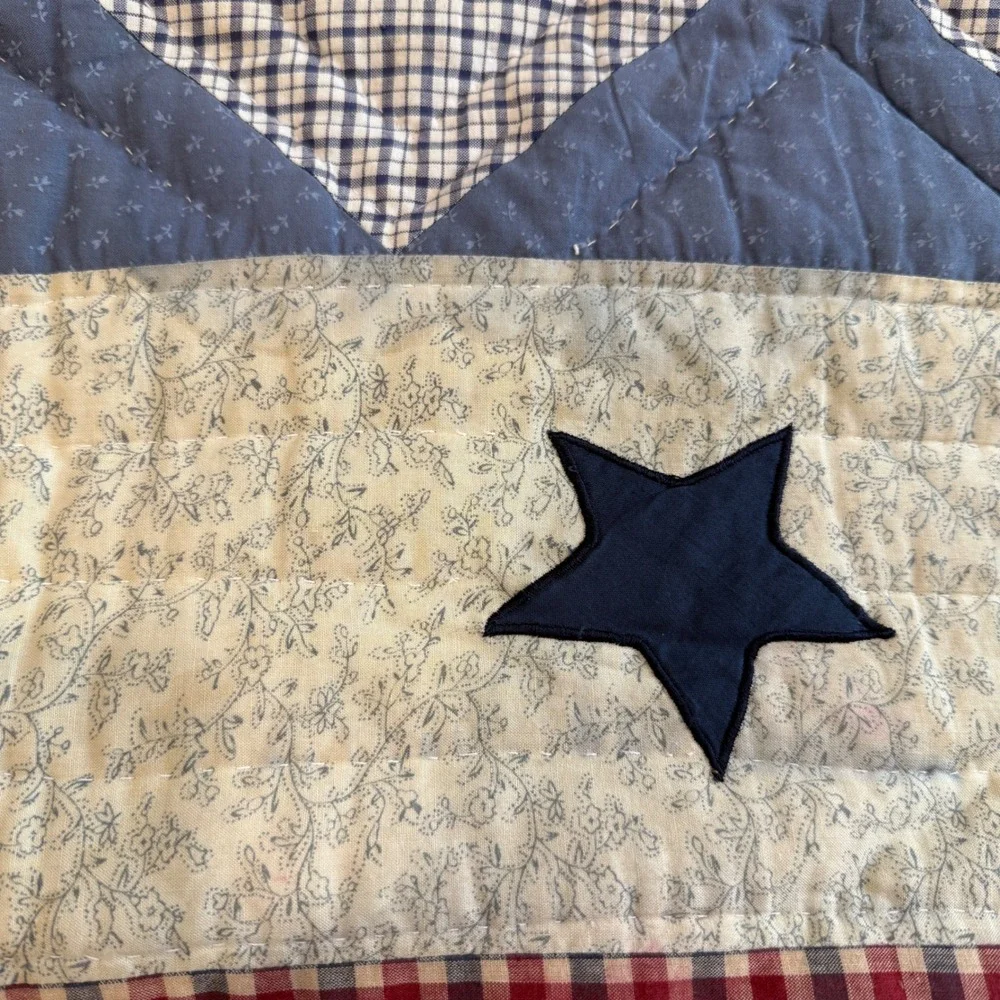 Handmade Americana Patchwork Quilt Betsy Ross Flag Queen 98x88 Red White Blue